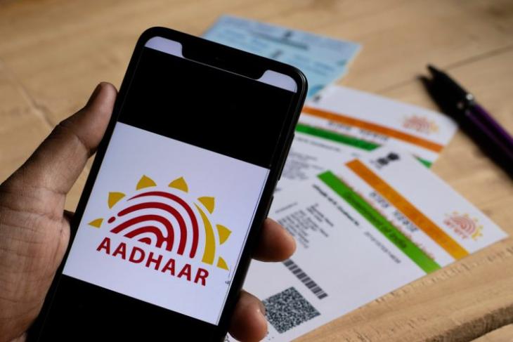 Você-pode-agora-facilmente-verificar-seu-número-de-celular-e-mail-ID-vinculado-a-Aadhaar